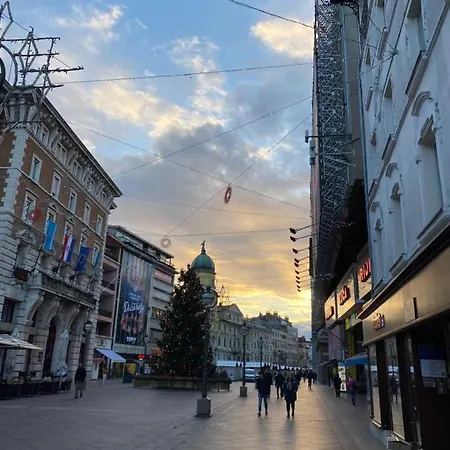Ferienwohnung Linden Korzo Rijeka Exterior foto